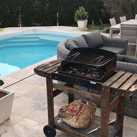 Chambre Tout Confort Avec Petit Dejeuner Panzió Soumoulou Kültér fotó